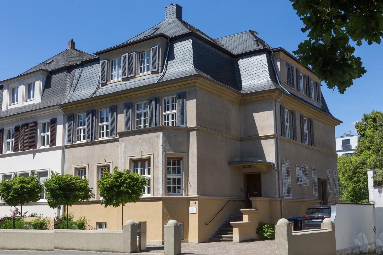 Elisabeth-Breuer-Straße 11, Köln